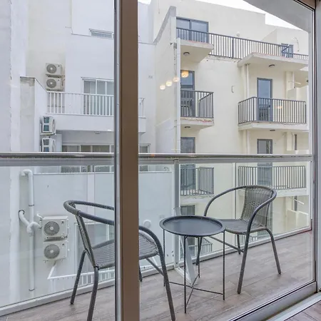 St Julians 403 Near And Paceville